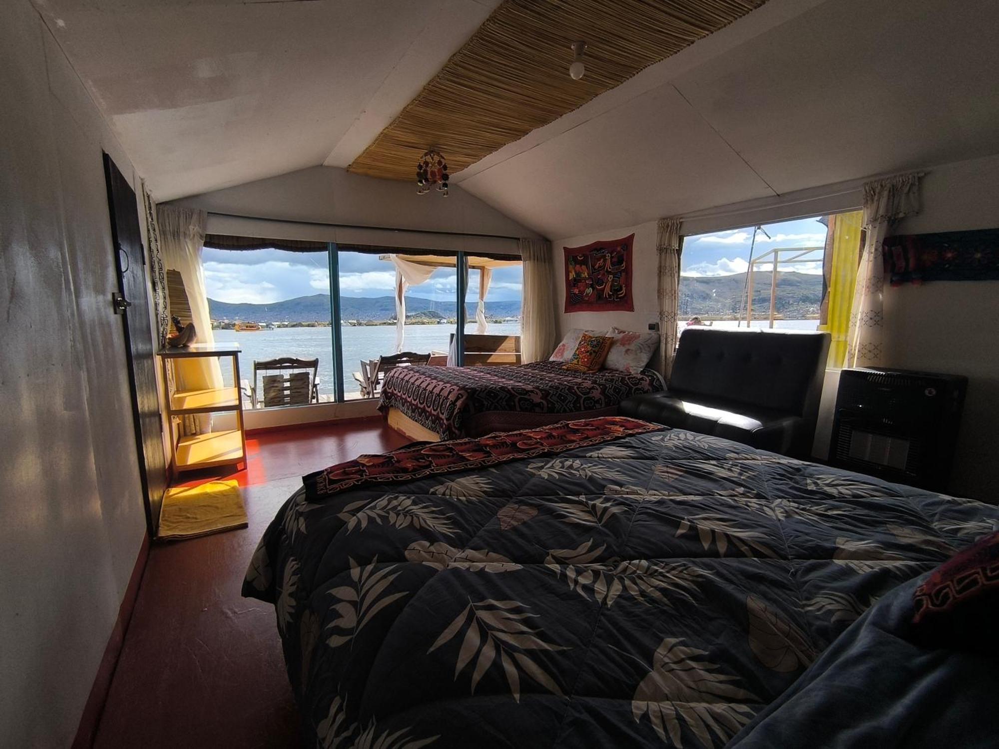 Uros Quechua'S Lodge Titicaca プーノ エクステリア 写真
